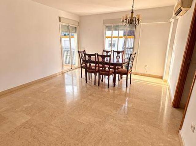 Piso en venta en Barriada Islas Canarias, Costa del Sol Occidental