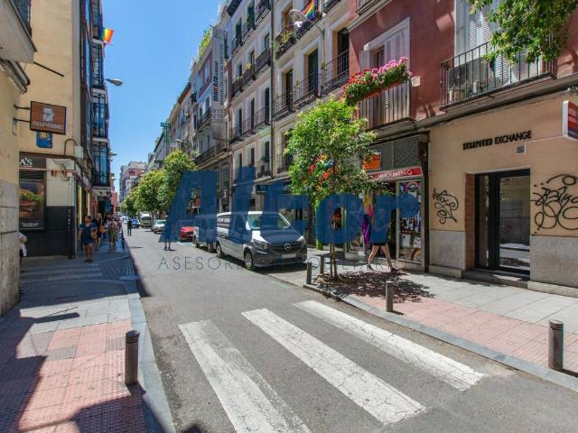Piso en venta en Madrid, Cortes