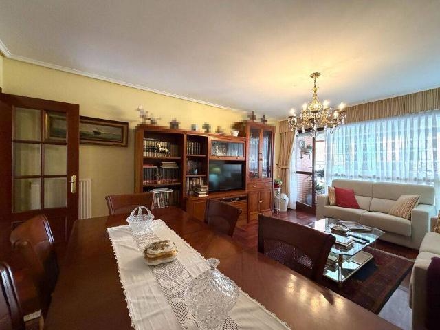 Piso en venta en Manene, Sopelana