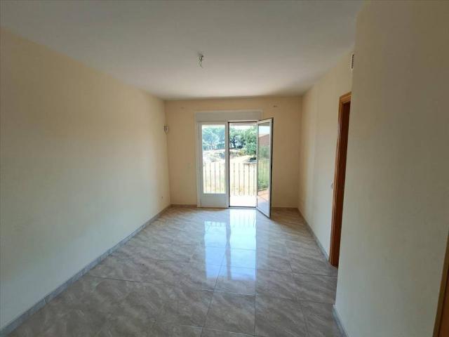 Piso en venta en Sotillo De La Adrada