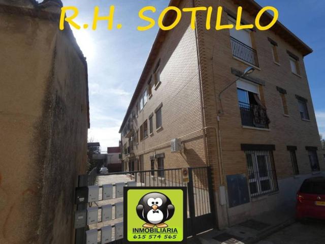 Piso en venta en Sotillo De La Adrada