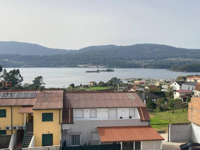 Piso en venta en Soutomaior, A Xesteira