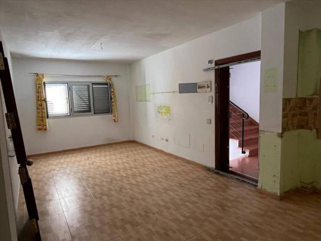 Piso en venta en Lomo de la Herradura, Telde