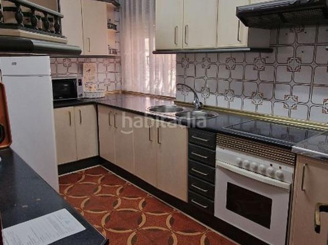 Piso en venta en El Tiemblo, Castilla y León