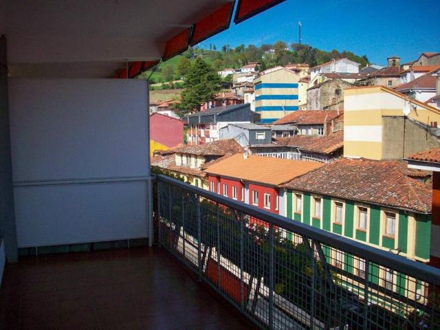 Piso en venta en Tineo, Asturias