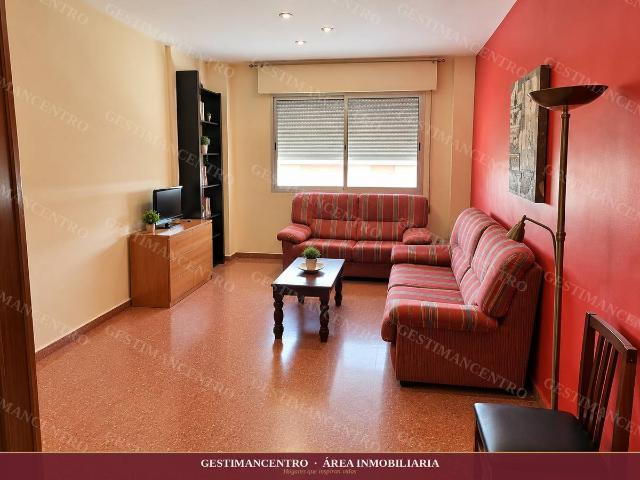 Piso en venta en Tomelloso, Ciudad Real