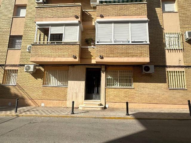 Piso en venta en Utrera, Andalucía