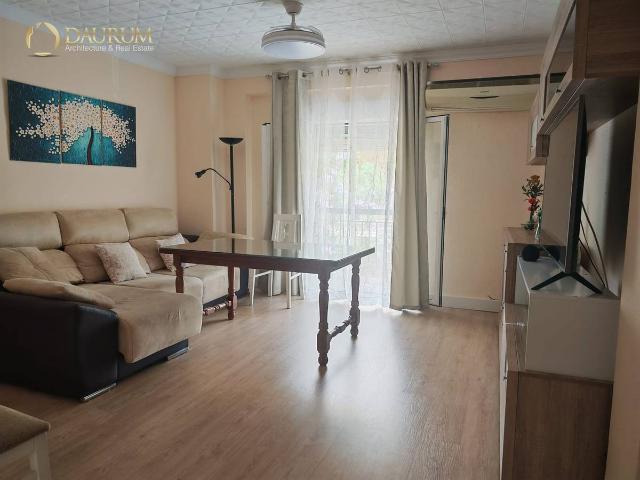 Piso en venta en Utrera, Andalucía