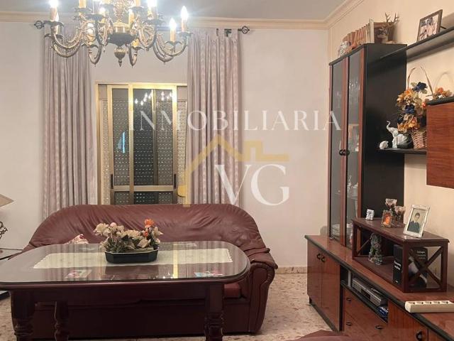 Piso en venta en Guillena, Andalucía