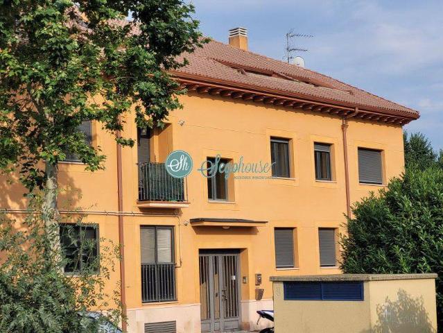 Piso en venta en Torrecaballeros, Urbanización La Cerca