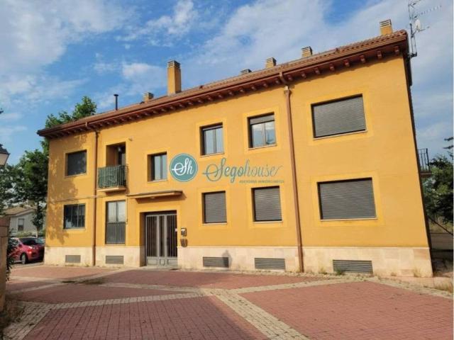 Piso en venta en Torrecaballeros, Castilla y León
