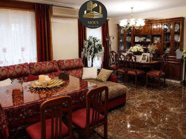 Piso en venta en Torre Del Campo, Andalucía