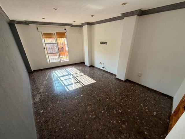 Piso en venta en Torre Del Campo, Andalucía