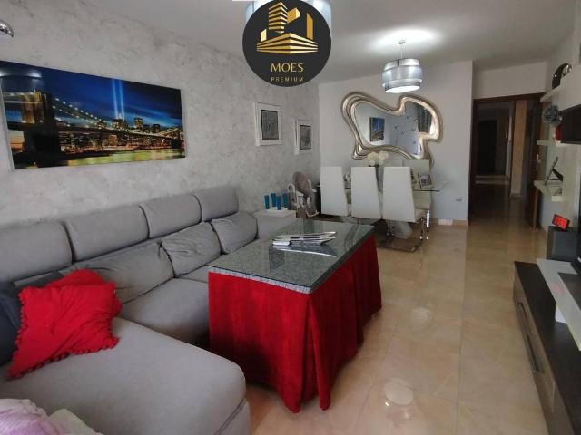 Piso en venta en Torre Del Campo, Andalucía