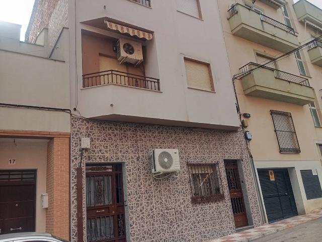 Piso en venta en Torre Del Campo, Andalucía