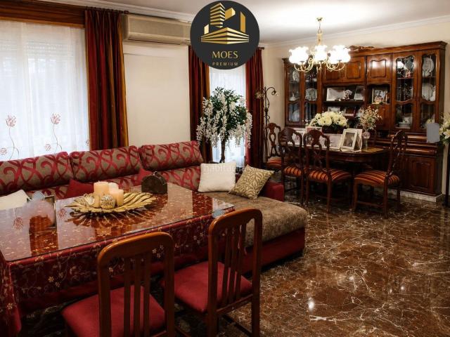 Piso en venta en Torre Del Campo, Andalucía