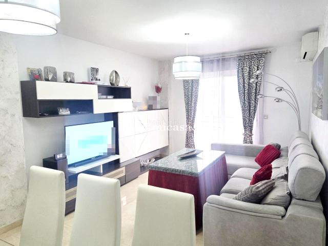 Piso en venta en Torre Del Campo, Andalucía