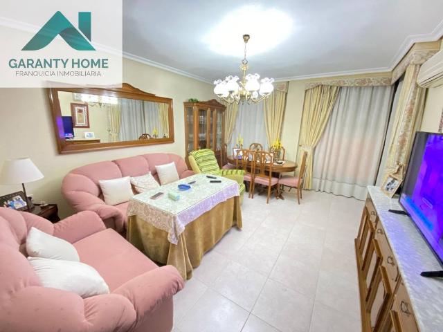 Piso en venta en Torredonjimeno, Andalucía