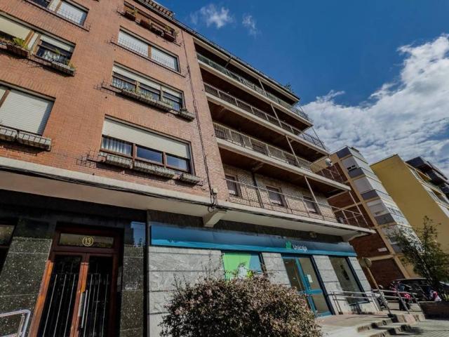 Piso en venta en Torrelavega, Cantabria