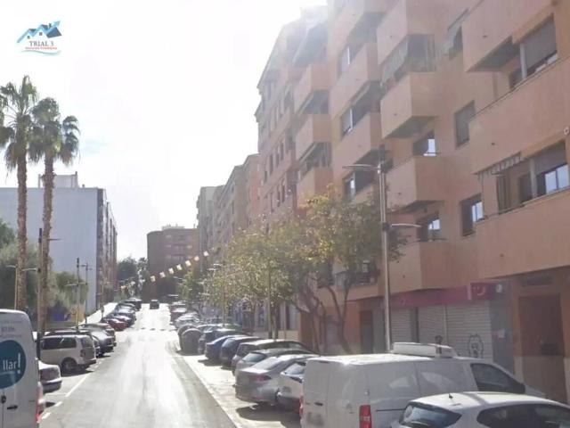 Piso en venta en Torrent, València / Valencia