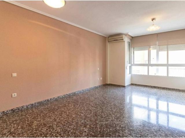 Piso en venta en l'Horta Sud, Valencia
