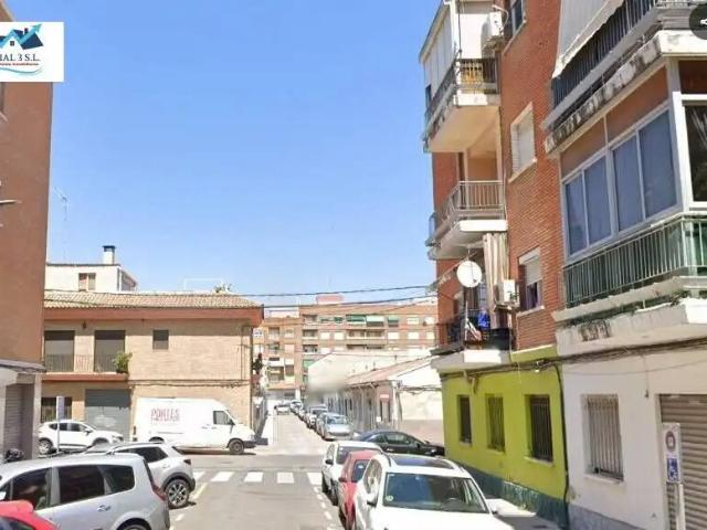 Piso en venta en Torrent, València / Valencia