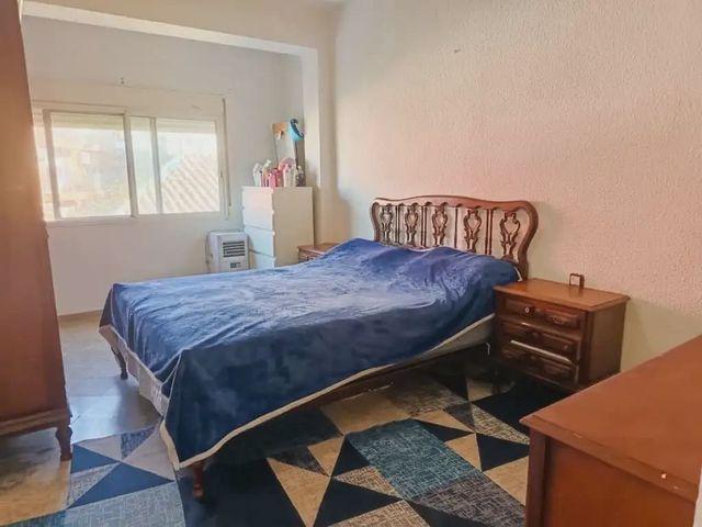 Piso en venta en Torrent, València / Valencia