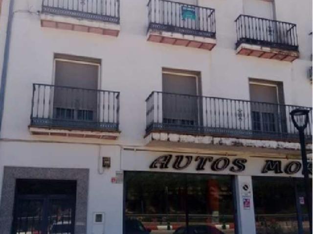 Piso en venta en Torreperogil