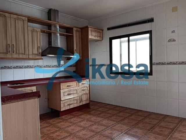 Piso en venta en Torreperogil, Andalucía
