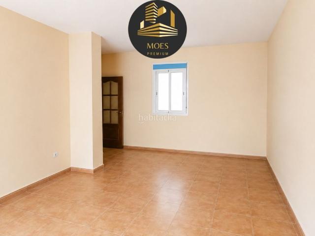 Piso en venta en Torreperogil, Andalucía