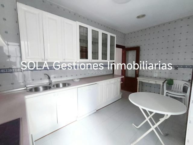 Piso en venta en Torreperogil, Jaén