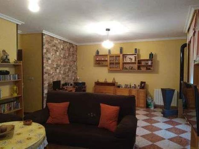 Piso en venta en Torreperogil, Andalucía