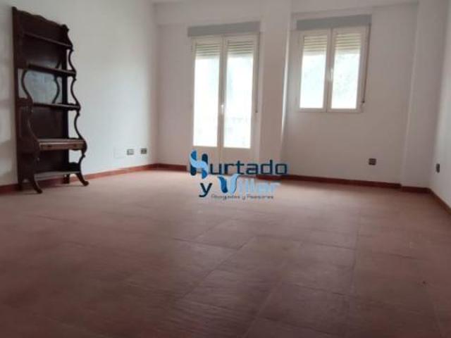 Piso en venta en Torreperogil, Andalucía