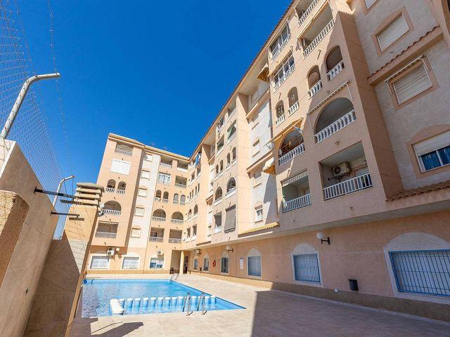 Piso en venta en La Veleta, Torrevieja