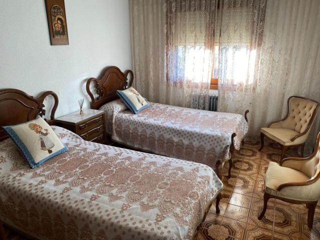 Piso en venta en Allueva, Aragón