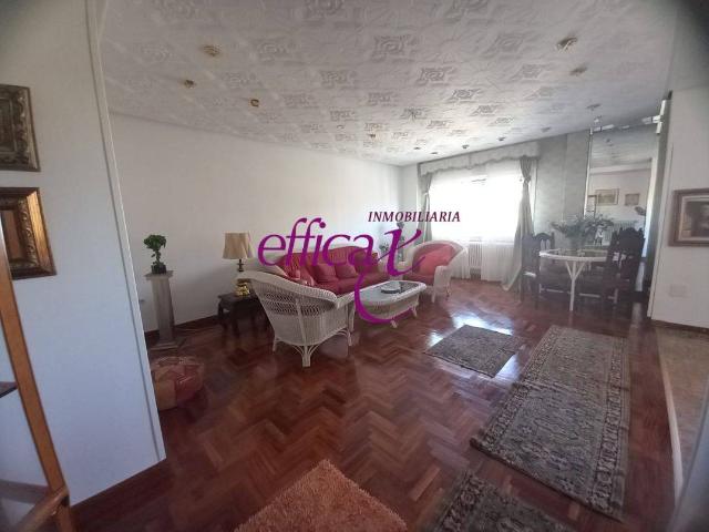 Piso en venta en Torrijos, Toledo