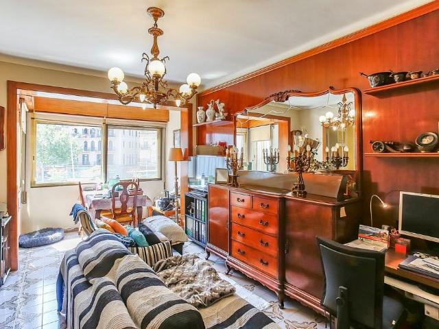 Piso en venta en les Corts, Barcelonès