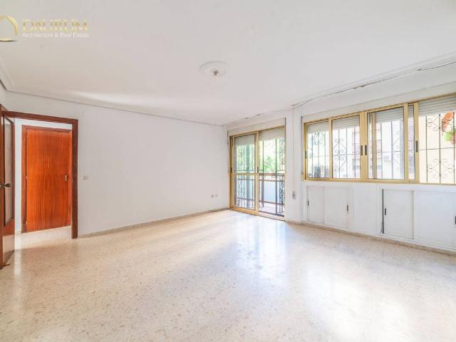 Piso en venta en Casco Antiguo, Sevilla