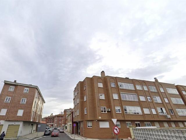 Piso en venta en San Claudio, León