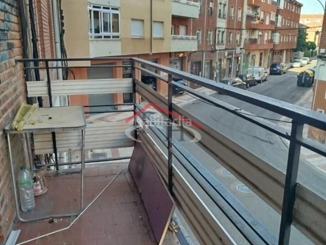 Piso en venta en San Claudio, León