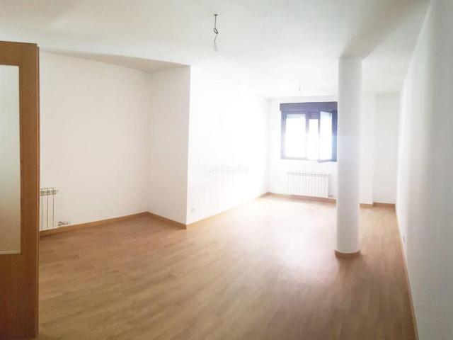 Piso en venta en Tudela De Duero, Castilla y León