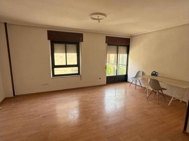 Piso en venta en Úbeda, Andalucía