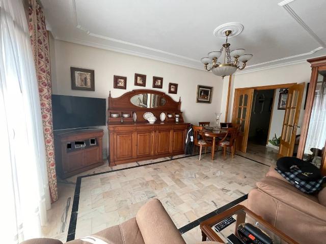 Piso en venta en Centro Histórico, Úbeda