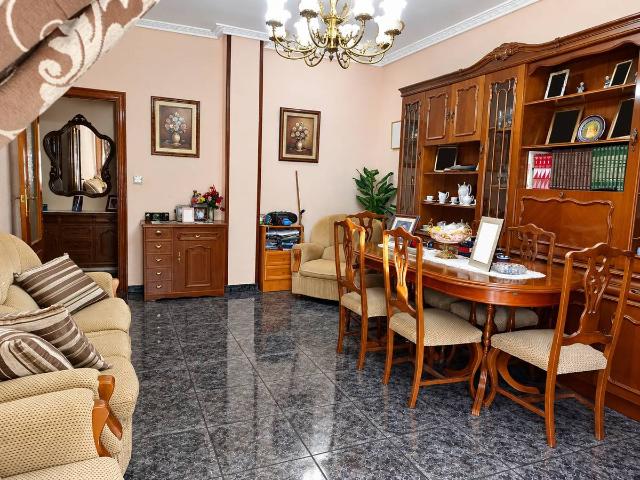 Piso en venta en Centro Histórico, Úbeda