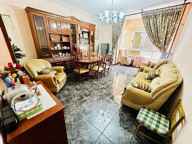 Piso en venta en Centro Histórico, Úbeda