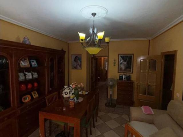Piso en venta en Úbeda, Andalucía