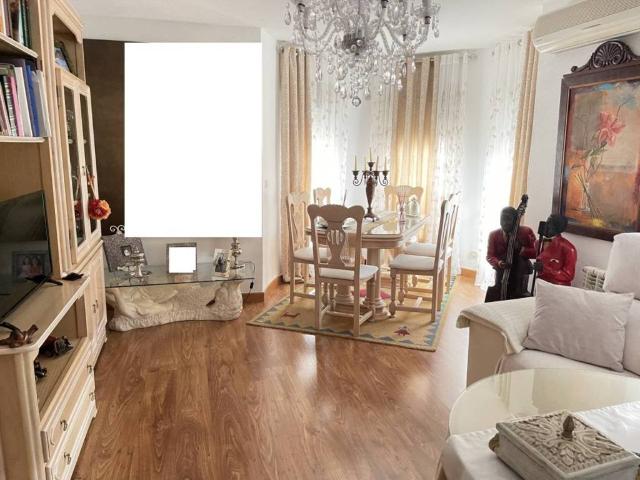 Piso en venta en Úbeda, Andalucía