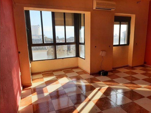 Piso en venta en Centro Histórico, Úbeda