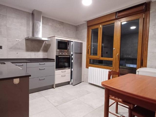 Piso en venta en Ugao-miraballes, Guipúzcoa
