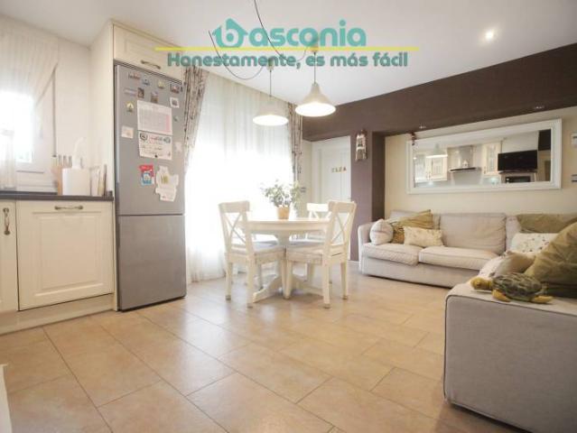 Piso en venta en Ariz, Basauri